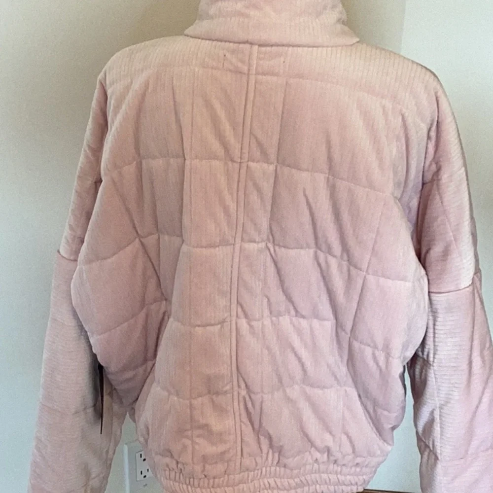 Forever 21 super soft Pink Quilted Jacket. Women’s size large, ❗️NEW with tags - Picture 14 of 14